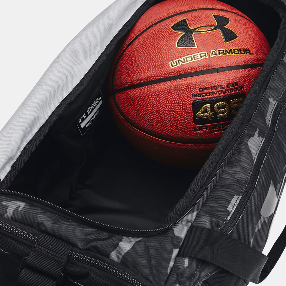 Sac de sport 40L UA Undeniable 5.0 Noir camouflage Under Armour 1369222-007 Detail Interieur