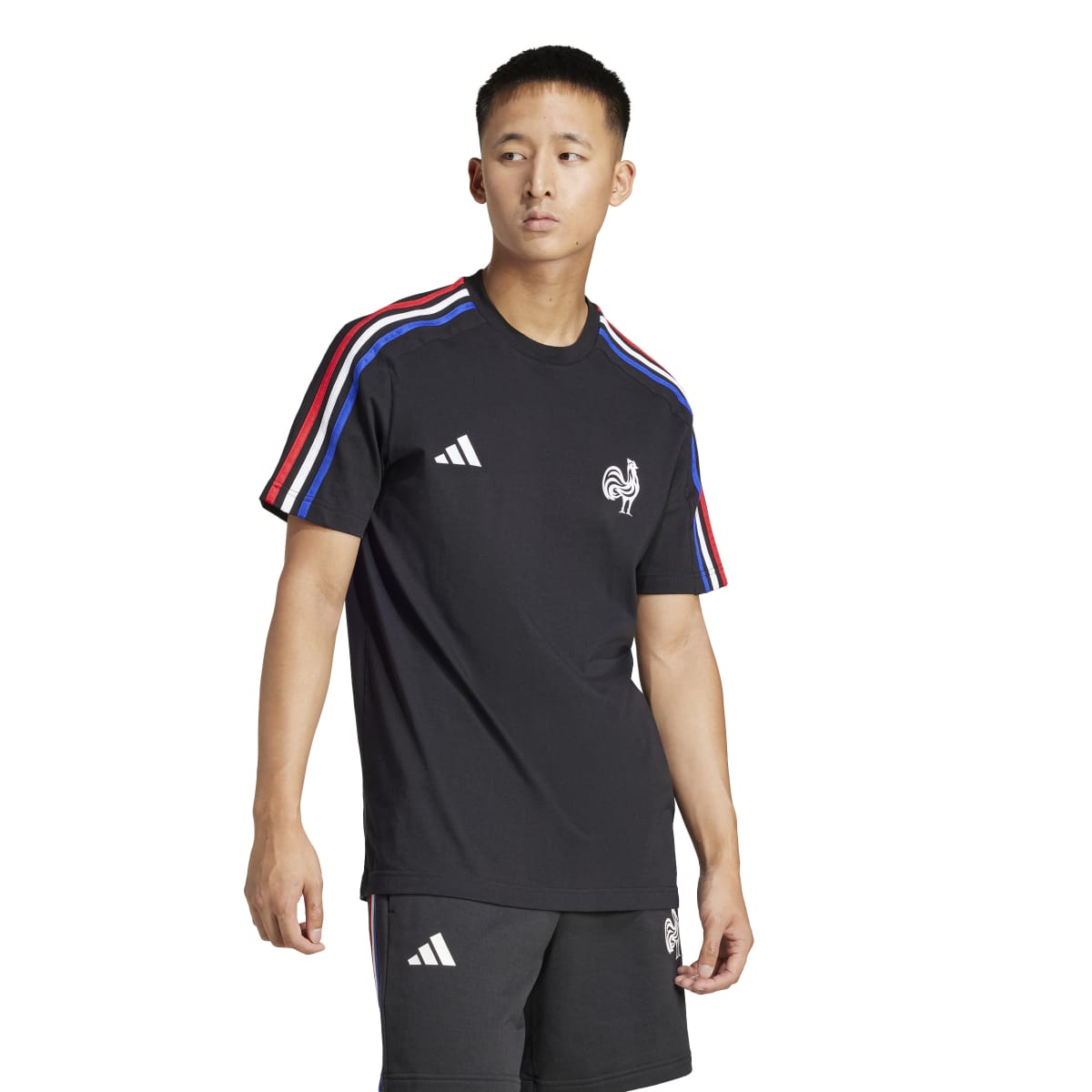T-shirt 3 bandes Adidas XV de France Essentials JD4187 Noir Vue porté de face lateral