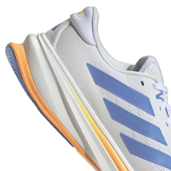 Chaussure de running Adidas Supernova Rise 2 Blanche, bleu ciel et orange JQ7709 Detail Back Lateral