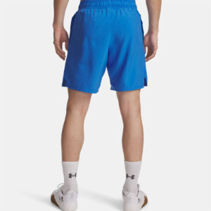 Short UA Tech™ tissé avec logo pour homme Bleu 1383356-402 Vue porté de dos