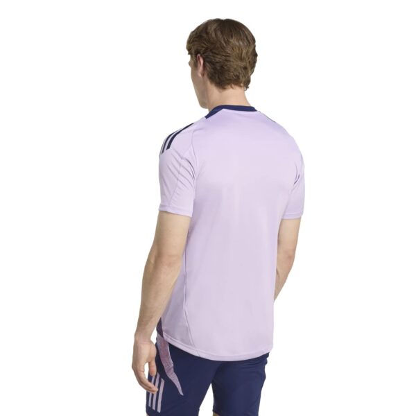 T-shirt d'entrainement Adidas France Rugby Performance FFR Lilas JM2750 Vue porté de dos
