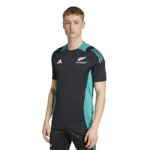 T-shirt d'entrainement All Blacks Adidas Performance Noir et vert JM9636 Vue porté de face lateral