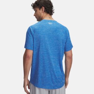 T-shirt texturé UA Tech™ pour homme Bleu 1382796-402 Vue porté de dos