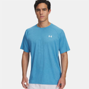 T-shirt texturé UA Tech™ pour homme Bleu éther 1382796-453 Vue porté de face