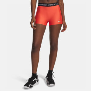 Shorty Under Armour HeatGear® 8cm pour femme Rouge toxique 6010725-690 Vue porté de face