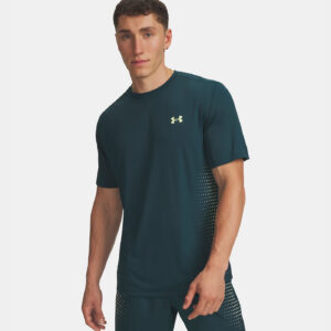 T-shirt UA Tech™ Play pour Homme Under Armour Vert ardent 6009833-919 Vue porté de face