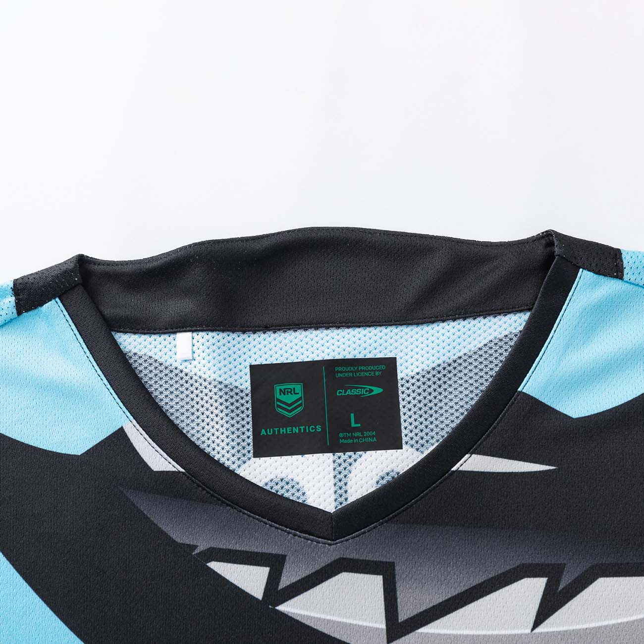 T-shirt d'échauffement Cronulla-Sutherland Sharks NRL Pro Retail CSI-CSR26MT6 Detail Col Face