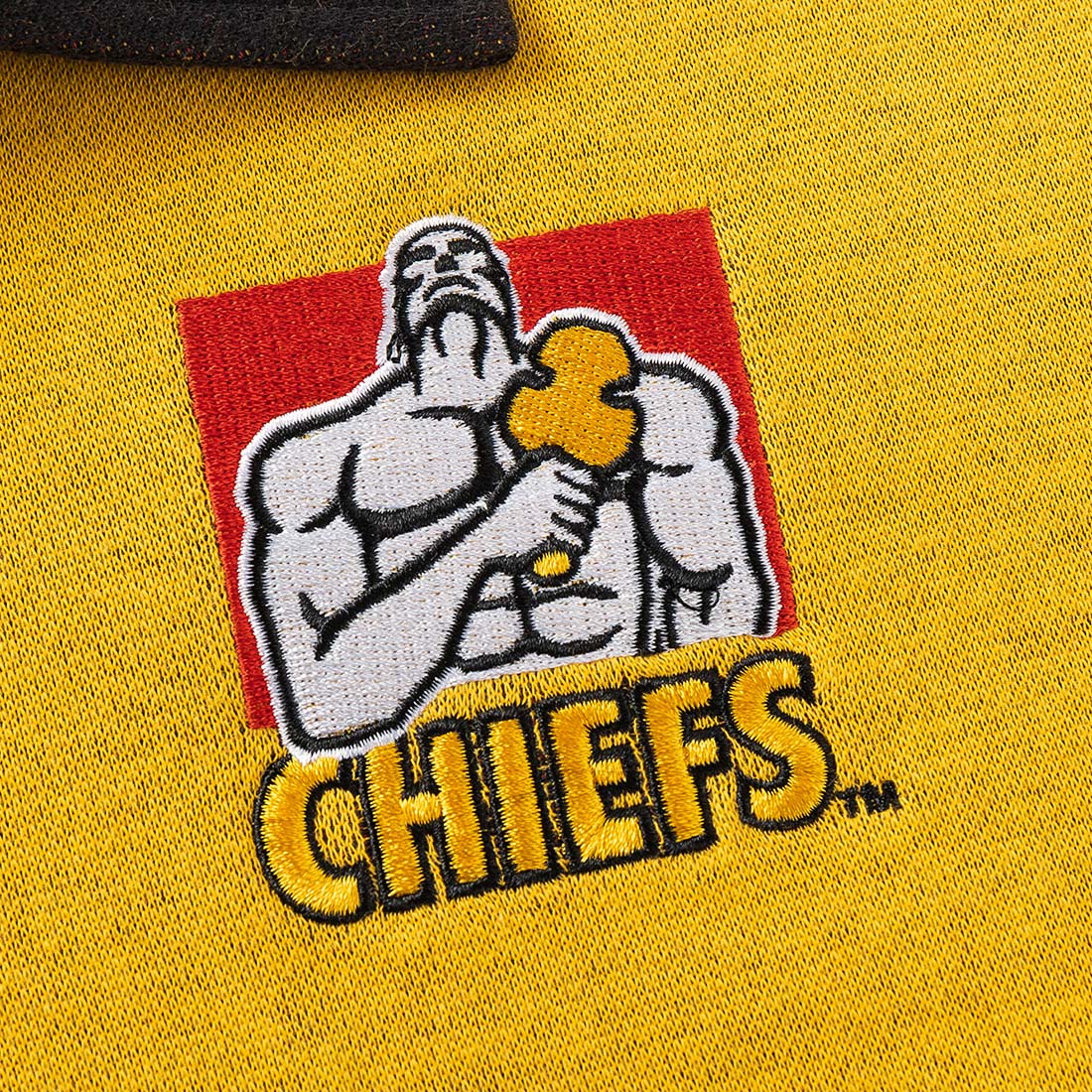 Polo manches courtes Chiefs 2026 Supporter Retro Knit Jersey CSI-CH26SMRJ Detail Logo Chiefs