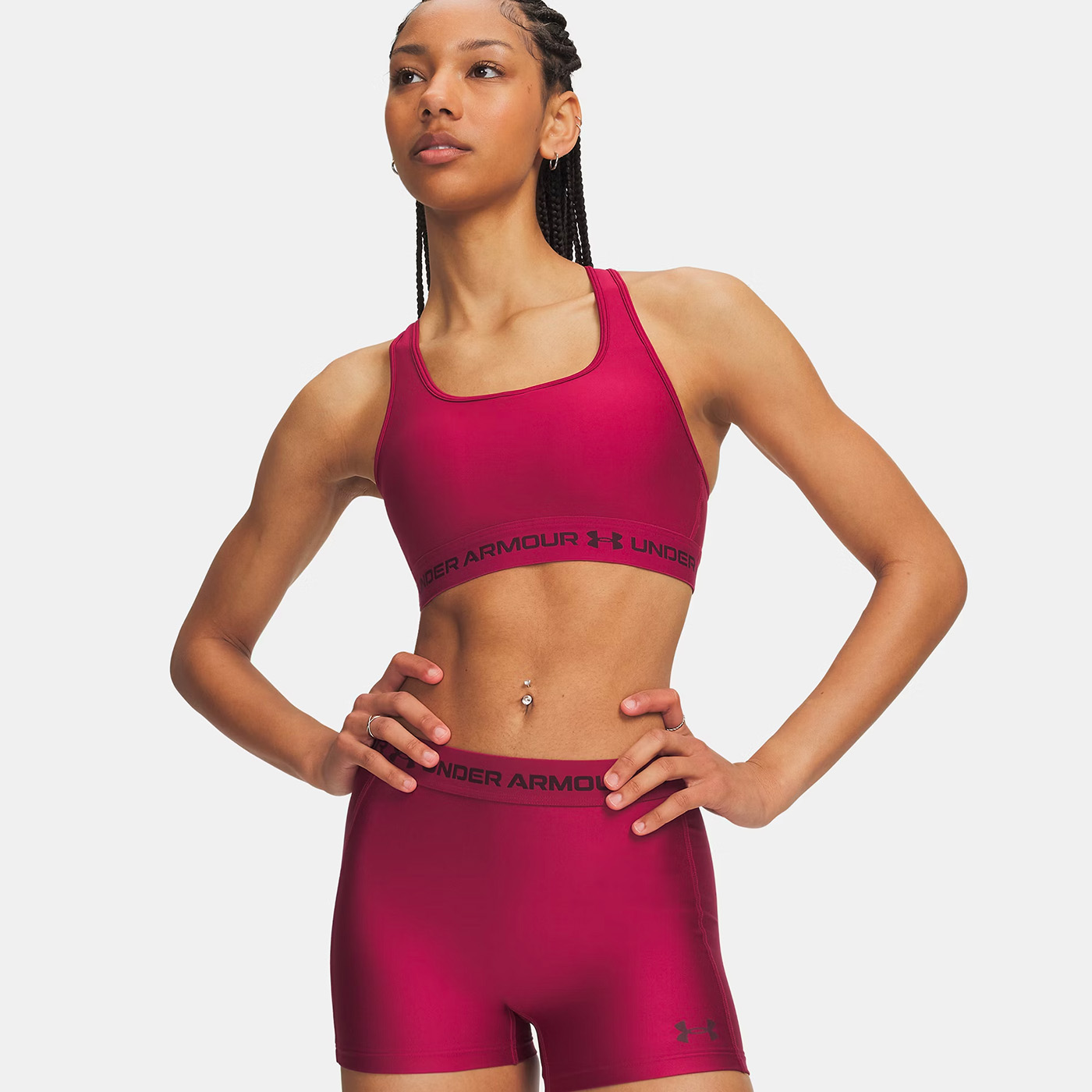 Brassière de sport Under Armour® à dos croisé et maintien modéré Rouge bordeaux 1361034-622 Vue porté de face