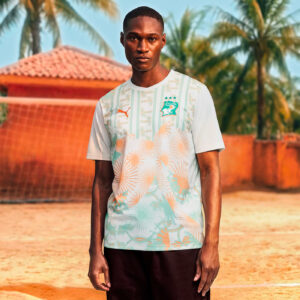 Maillot Extérieur 2026 Côte d'Ivoire Puma Foot 783188-02 Vue porté de face