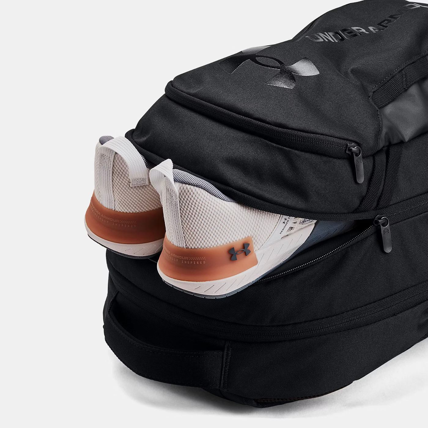 Sac à dos Under Armour 29L Hustle 6.0 Noir complet 1384672-003 Detail Chaussures