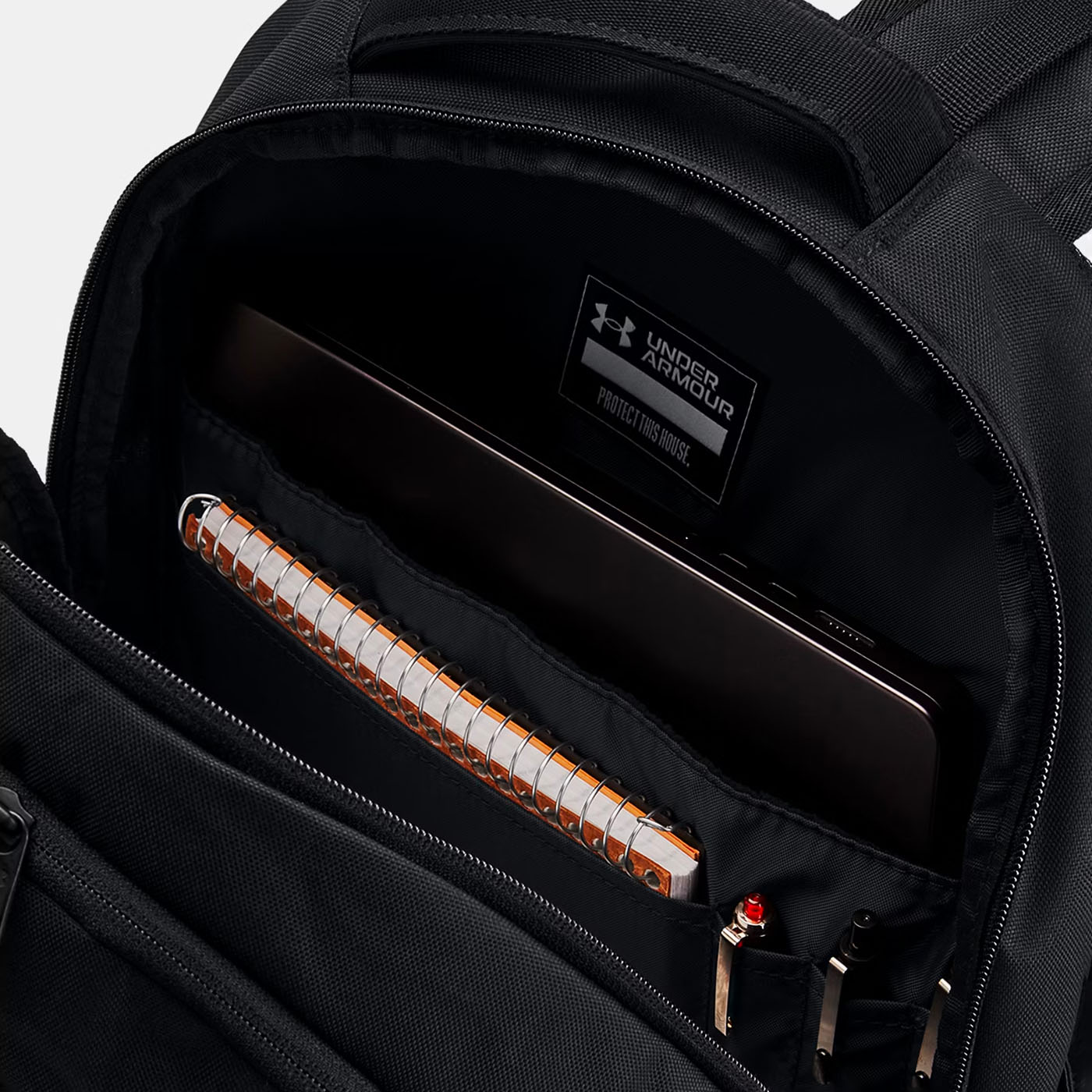 Sac à dos Under Armour 29L Hustle 6.0 Noir complet 1384672-003 Detail Interieur