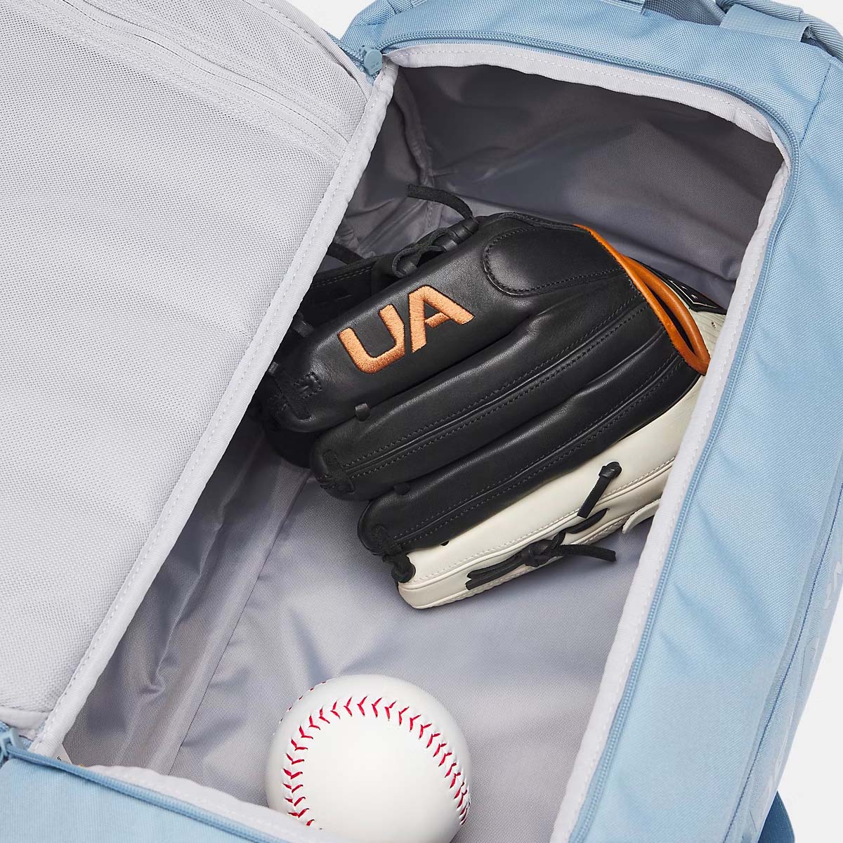 Sac à dos de sport UA Undeniable Small Bleu ciel 40L 6013602-448 Detail Interieur