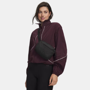 Sac banane en bandoulière UA Essential 2,5L Noir 6011275-001 Vue porté