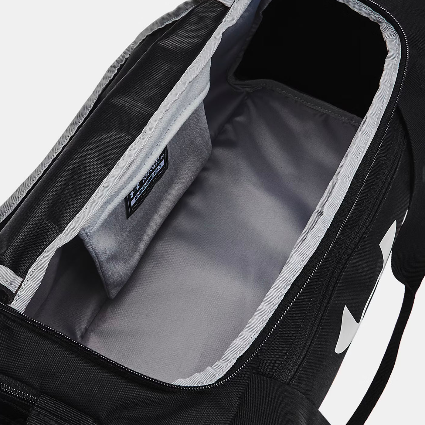 Sac de sport UA Undeniable 5.0 XS 23L Noir 1369221-001 Detail Interieur
