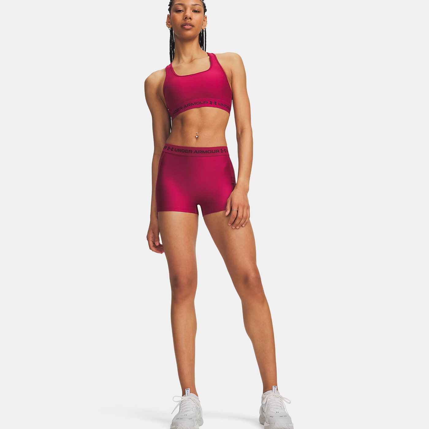 Shorty Under Armour HeatGear® 8cm pour femme Bordeaux 6010725-622 Vue face walking
