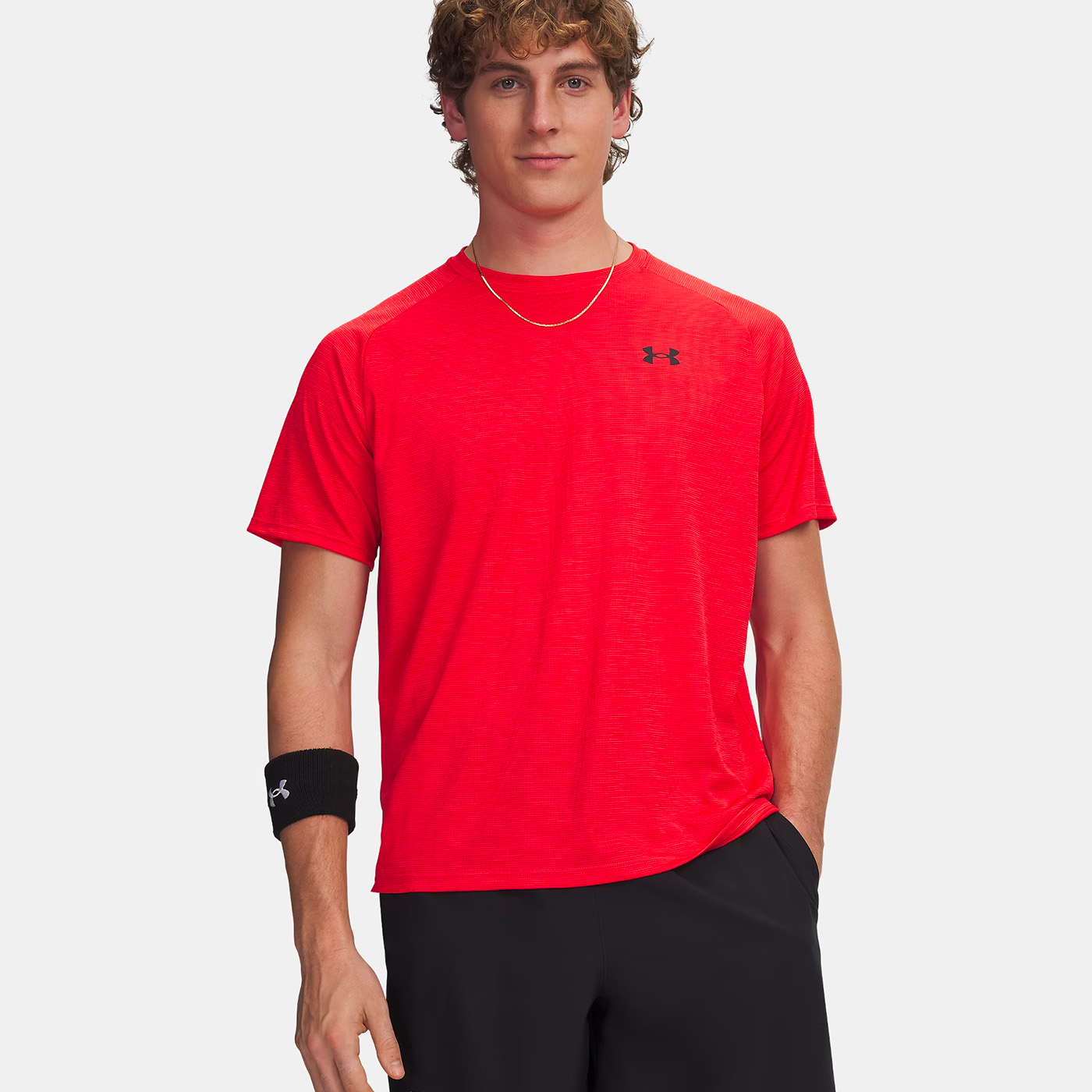 T-shirt UA Tech™ texturé pour homme Under Armour Rouge 1382796-600 Vue porté de face