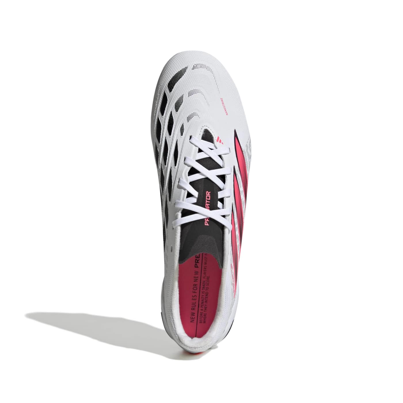 Crampons Adidas Predator League FG Blanc, noir et rose IH7154 Top