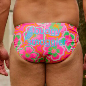 Maillot de bain Budgy Smuggler Trippin Hibiscus Vue porté de dos