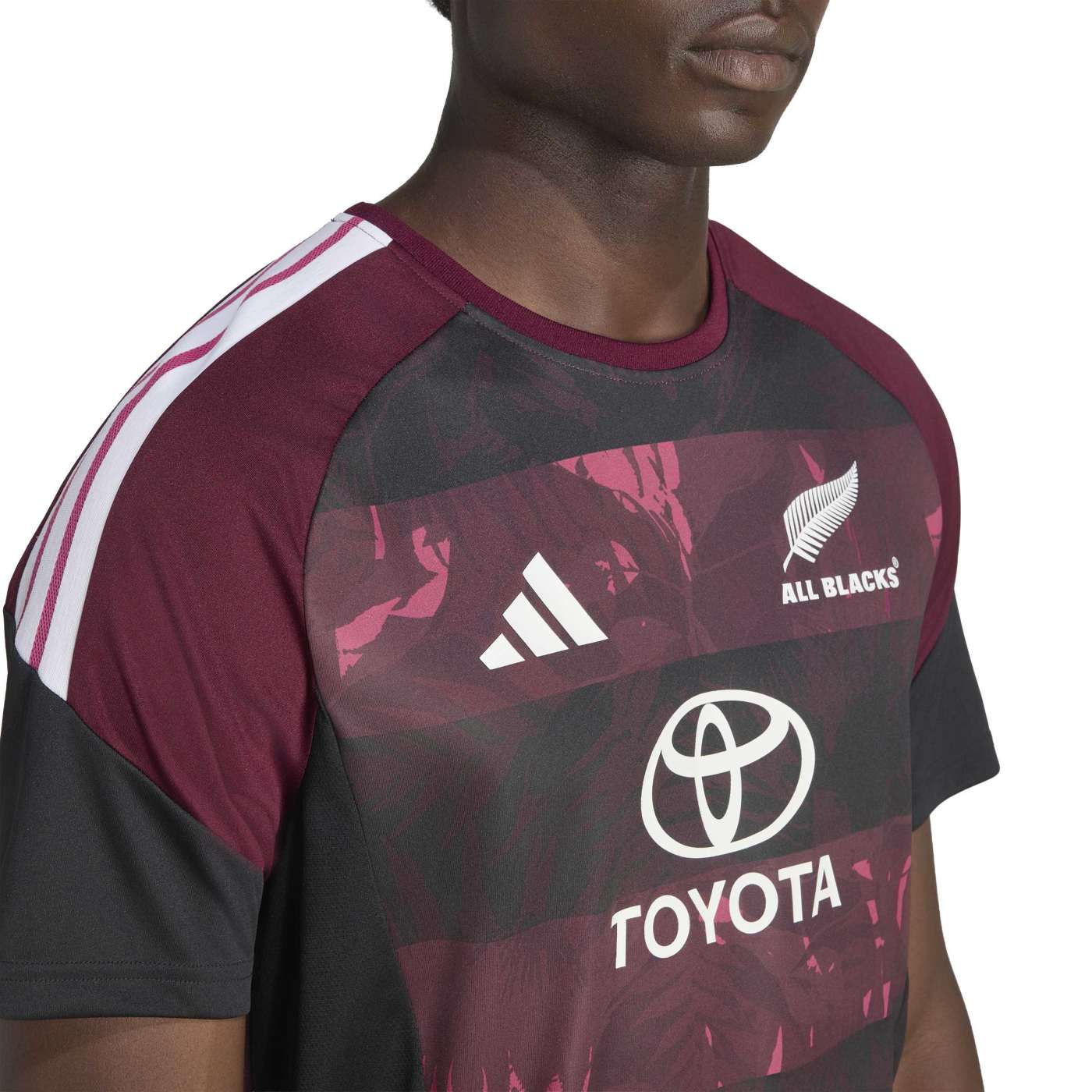 T-shirt Adidas Performance All Blacks Homme Bordeaux et noir KX4785 Detail Face Lateral