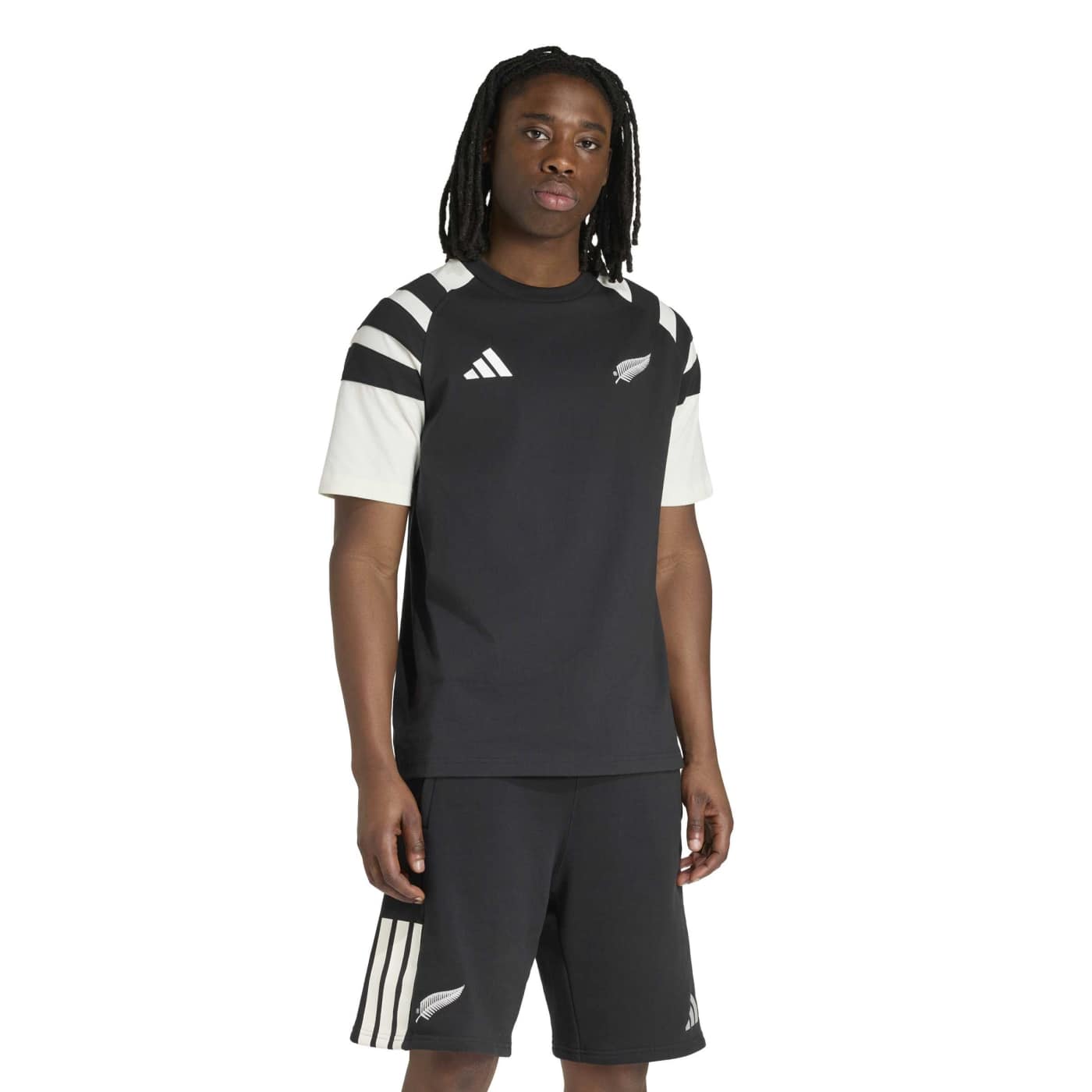 T-shirt Nouvelle-Zélande Rugby Leisurewear Adidas All Blacks KQ8178 Vue porté de face