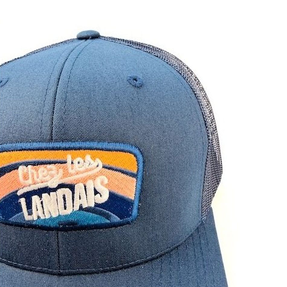 Casquette trucker Chez les Landais Bleu marine Detail Face