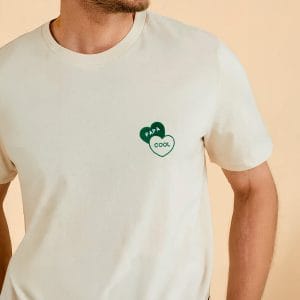 T-shirt Brodé Papa cool dans deux coeurs pour Homme Beige Vue porté de face