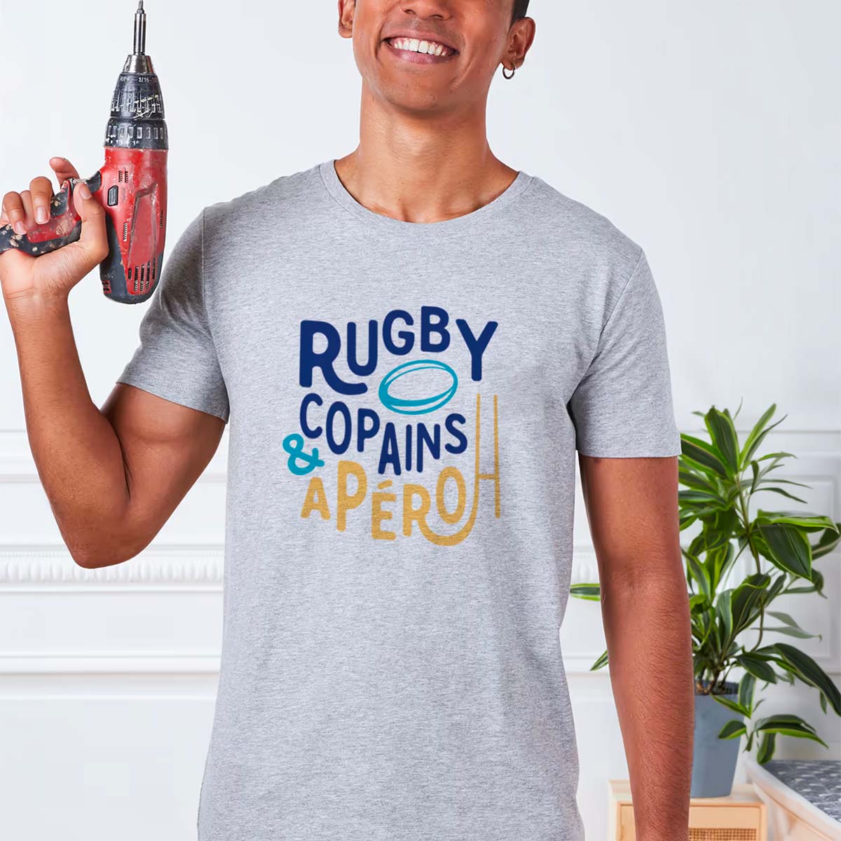 T-shirt « Rugby, Copains & Apéro » pour Homme Gris clair Vue porté de face