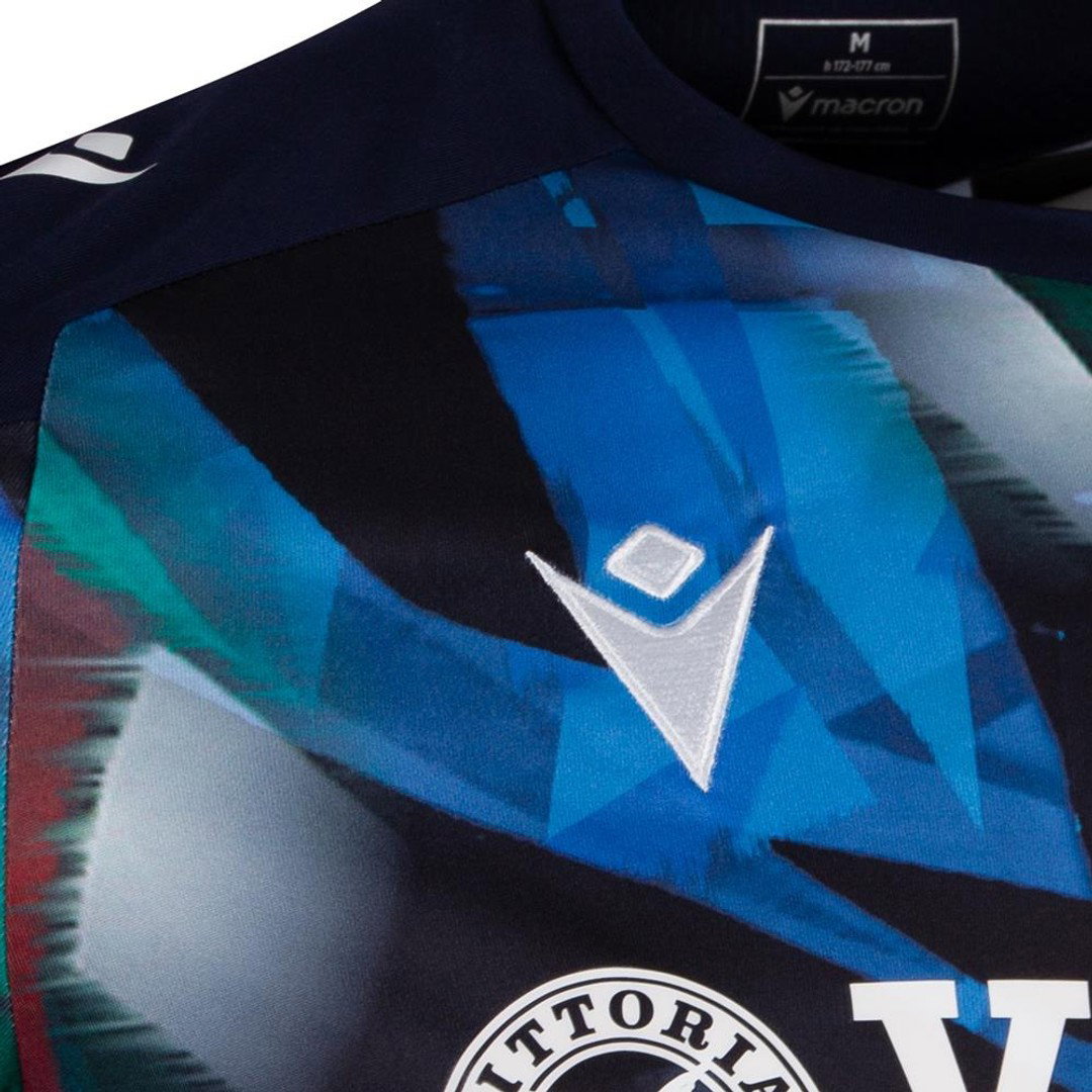 T-shirt d'entrainement Italie Rugby Macron 2026/2027 Bleu marine Detail Logo macron
