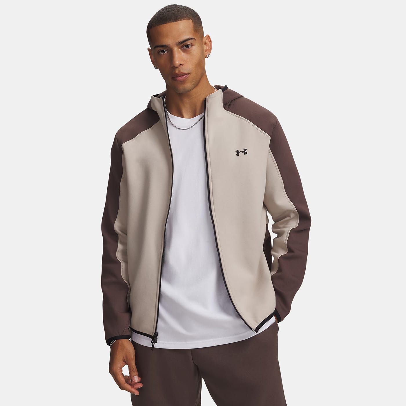 Veste zippée UA Unstoppable Fleece Sable : Taupe 6013431-200 Vue porté de face