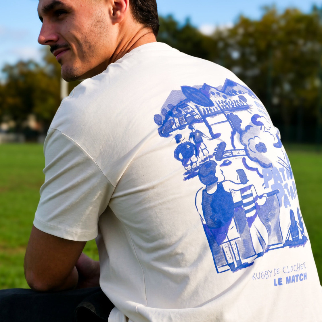 T-shirt Les Choses Simples Rugby de Clocher Le Match – Image 3